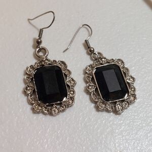 1928 Retro Vintage Victorian Art Deco Black Silver Tone Danglw Earrings